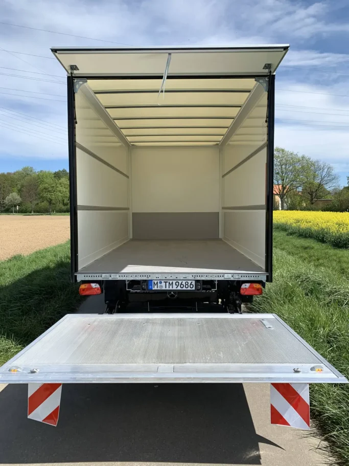 Transporter Koffer Ladefläche